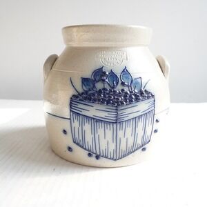 Salmon Falls Stoneware 1993 Blueberry Basket Salt Glazed Bean Pot Crock Dover NH